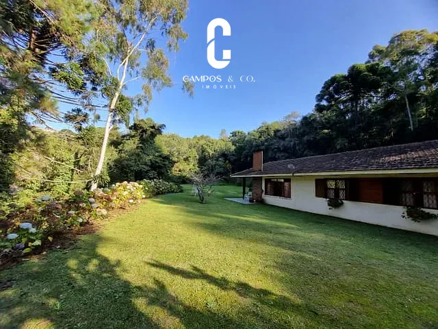 Casa com 10189m² 4 quartos e 4 banheiros, à venda, no bairro Vila Inglesa em Campos Do Jordão