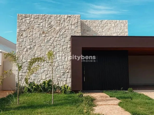 Casa 3 quartos e 2 banheiros, à venda, no bairro Condomínio Vila Toscana em Araçatuba
