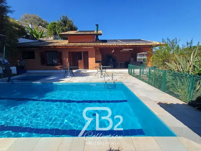 Casa 5 quartos e 5 banheiros, à venda, no bairro Marambaia em Vinhedo