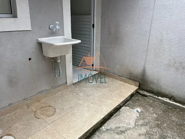 Casa 2 quartos e 2 banheiros, para alugar, no bairro Jardim Sandra em Cotia