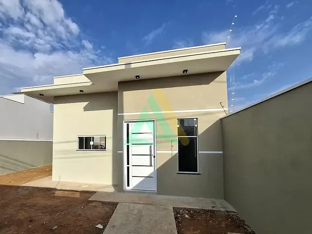 Casa com 200m² 2 quartos e 1 banheiro, à venda, no bairro Jardim Áurea em Mogi Mirim
