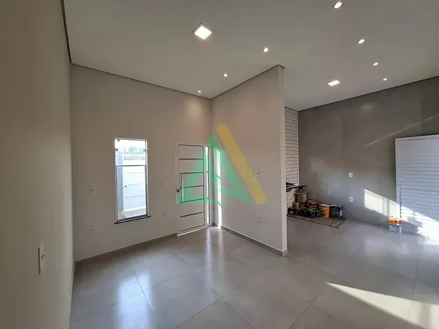 Casa com 200m² 2 quartos e 1 banheiro, à venda, no bairro Jardim Áurea em Mogi Mirim