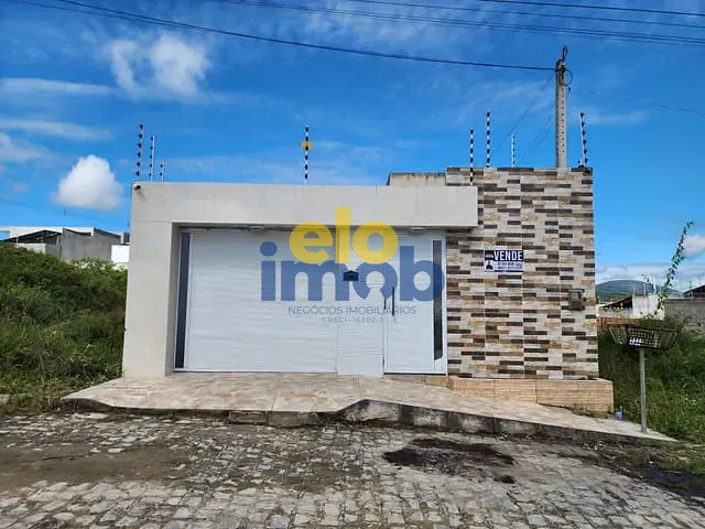 Casa 3 quartos e 2 banheiros, à venda, no bairro Alto do Moura em Caruaru