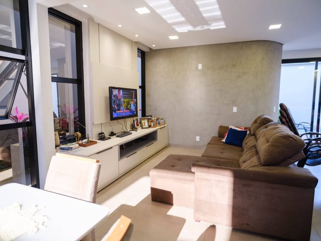 Casa com 300m² 3 quartos e 3 banheiros, à venda, no bairro Porto Madero em Dourados