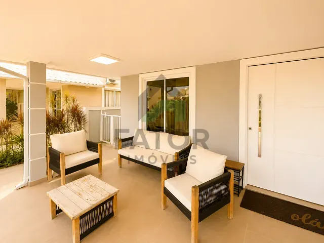 Casa com 250m² 4 quartos e 4 banheiros, à venda ou para alugar, no bairro Nova Iguaçu em Nova Iguaçu