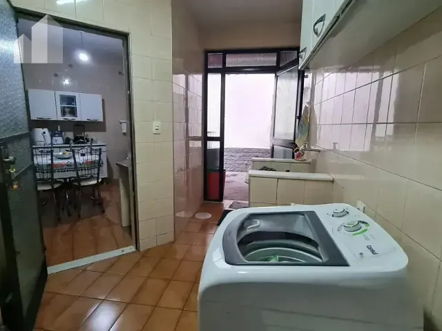 Casa com 195m² 4 quartos e 2 banheiros, à venda, no bairro Centro em Nova Iguaçu