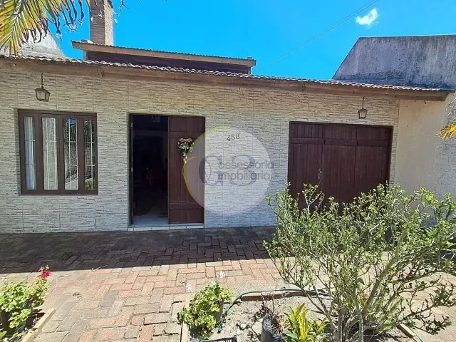 Casa 3 quartos e 3 banheiros, à venda, no bairro Areal em Pelotas