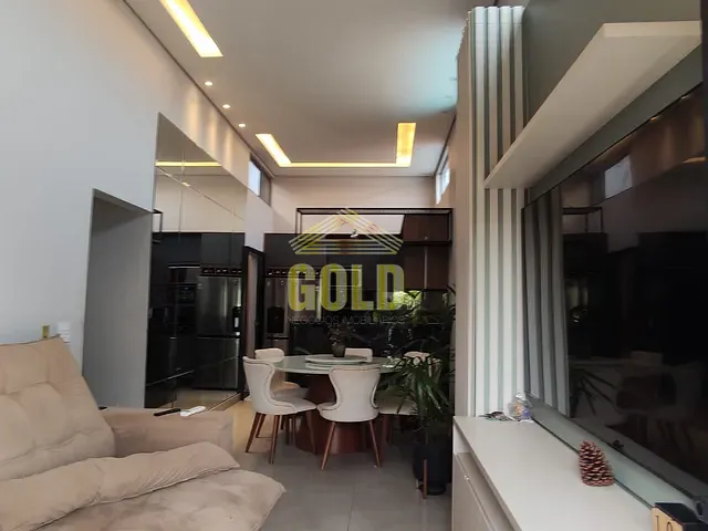 Casa 4 quartos e 2 banheiros, à venda, no bairro Jardim São Vicente Palloti em Londrina