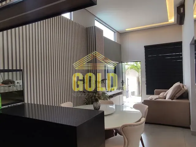 Casa 4 quartos e 2 banheiros, à venda, no bairro Jardim São Vicente Palloti em Londrina