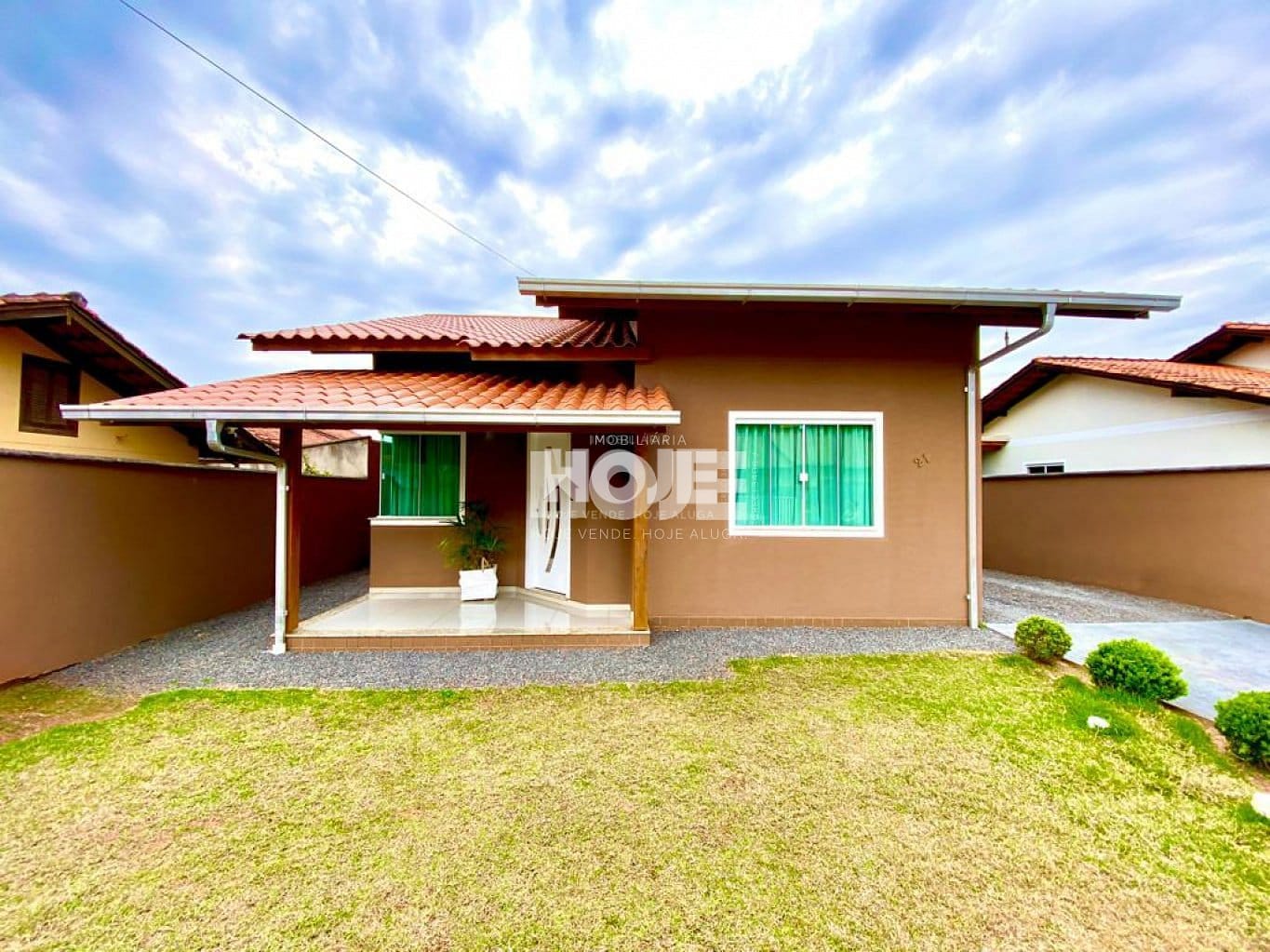 Casa com ampla área de festas! - foto 1