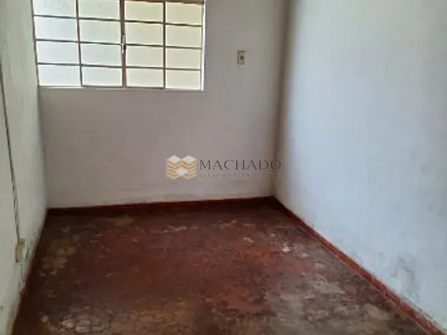 Casa com 180m² 2 quartos e 1 banheiro, à venda, no bairro Jardim Danúbio em Jundiaí
