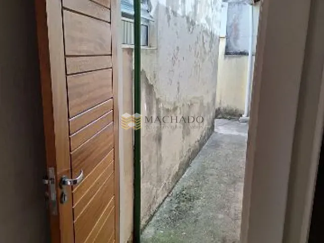 Casa com 180m² 2 quartos e 1 banheiro, à venda, no bairro Jardim Danúbio em Jundiaí