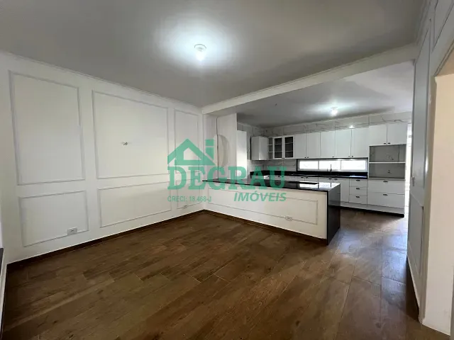 Casa 5 quartos e 2 banheiros, à venda ou para alugar, no bairro Jardim Europa em Itapeva