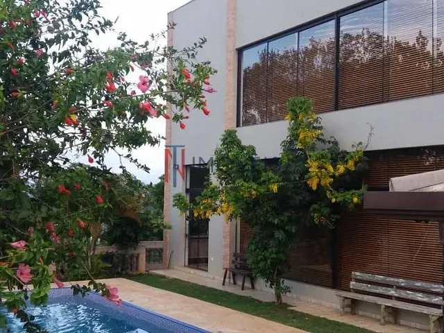 Casa com 1171m² 4 quartos e 3 banheiros, à venda, no bairro Vila Operaria II em Bom Jesus dos Perdões