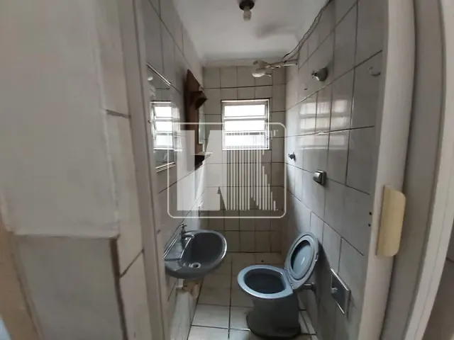 Casa com 28m², para alugar, no bairro Vila Palmares em Santo André
