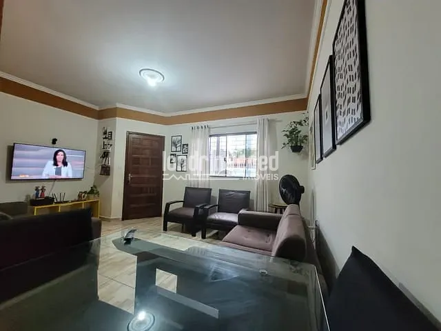 Casa com 125m² 3 quartos e 1 banheiro, à venda, no bairro Jardim Planalto em Londrina