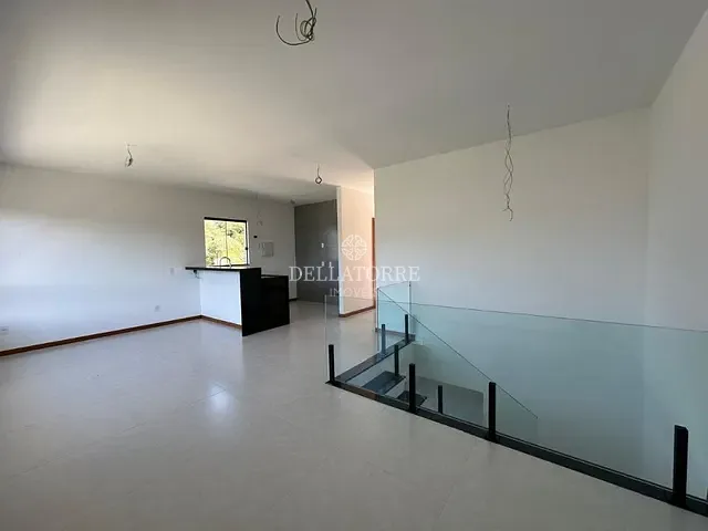 Casa com 1469m² 3 quartos e 3 banheiros, à venda, no bairro Golfe em Teresópolis