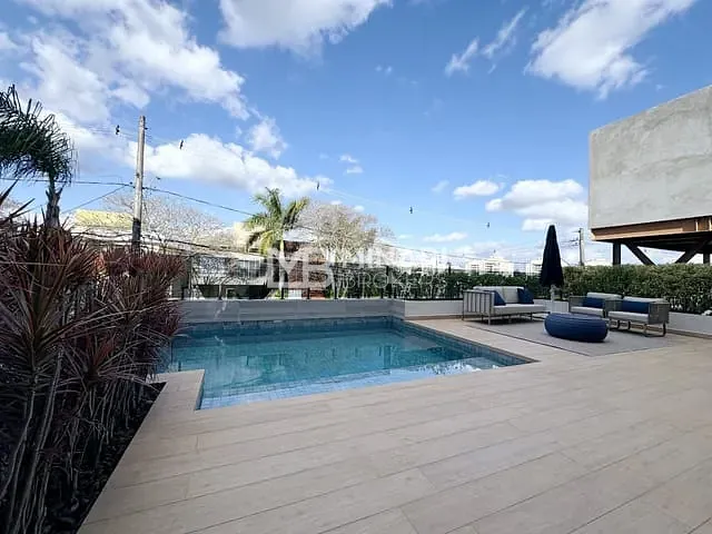 Casa 4 quartos e 7 banheiros, à venda, no bairro Tamboré em Santana de Parnaíba