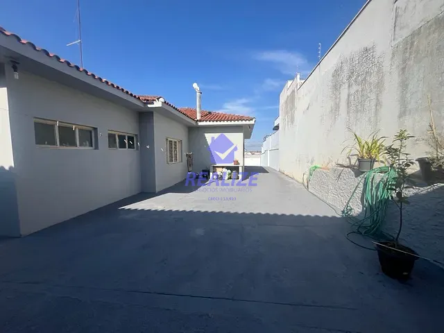 Casa com 680m² 4 quartos e 5 banheiros, à venda, no bairro Centro em Botucatu