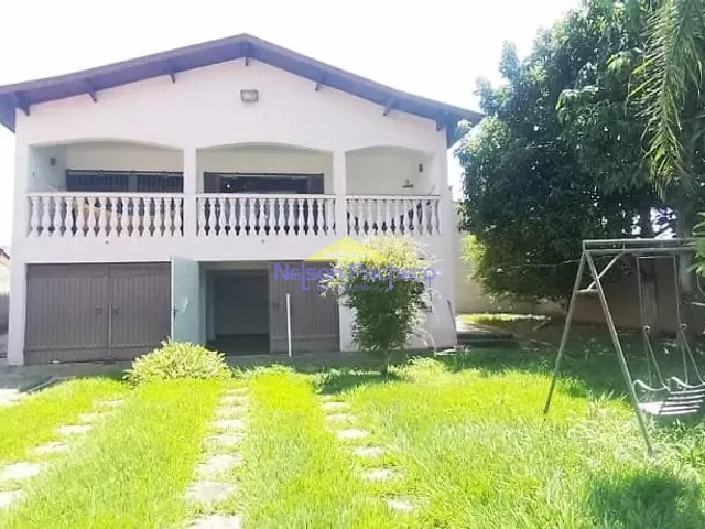 Casa com 855m² 4 quartos e 1 banheiro, à venda, no bairro Vila Fátima em Capivari