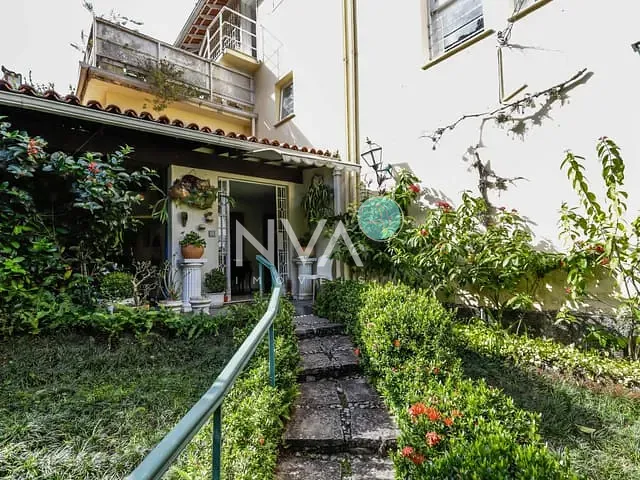 Casa com 450m² 6 quartos e 4 banheiros, à venda, no bairro Jardim Botânico em Rio de Janeiro