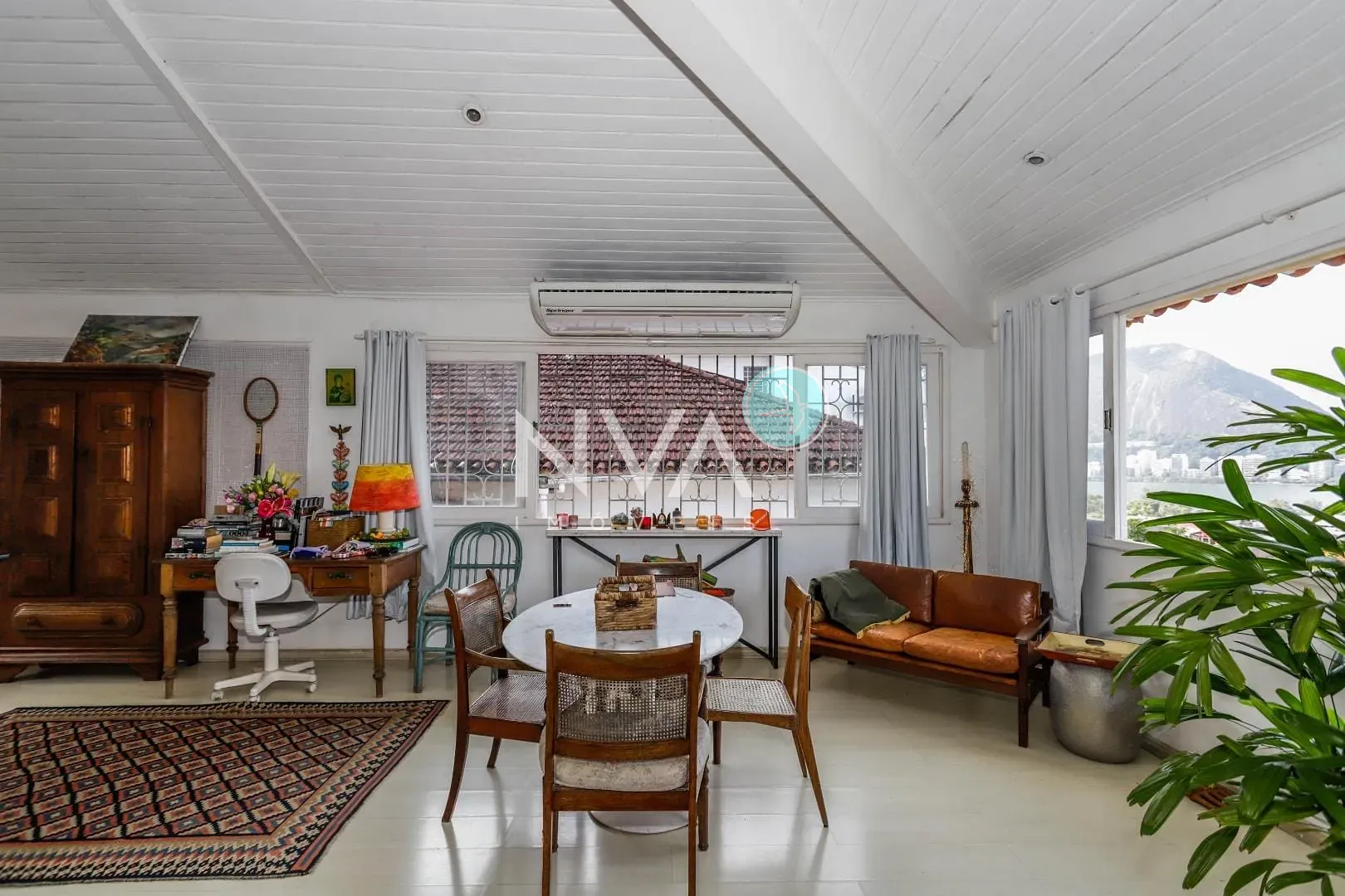 Casa, 6 quartos, 350 m² - Foto 1