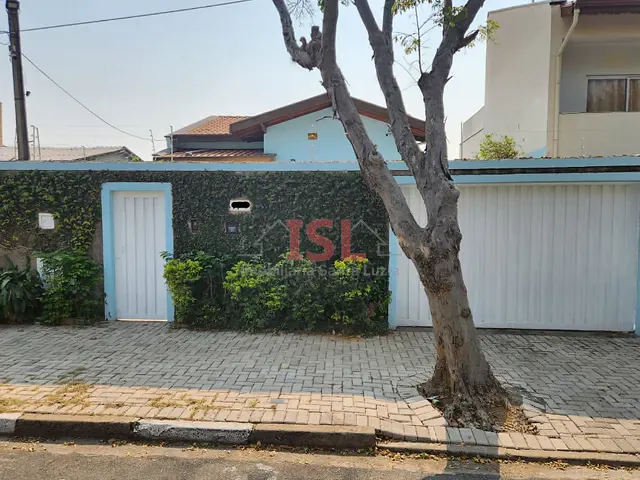 Casa com 300m² 2 quartos e 2 banheiros, à venda, no bairro Vila Santana em Campinas