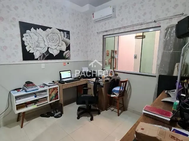 Casa com 250m² 3 quartos e 2 banheiros, à venda, no bairro Vila Pantano II em Santa Bárbara d'Oeste