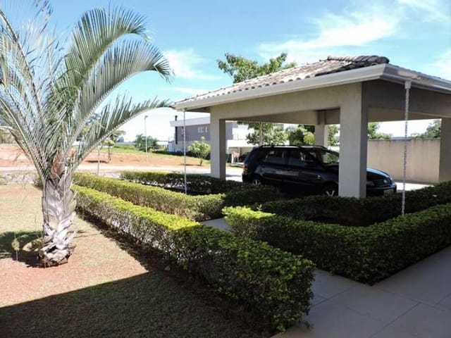 Casa com 843m² 4 quartos e 6 banheiros, à venda, no bairro Chácaras São Carlos em Cotia