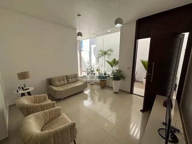 Casa com 292m² 4 quartos e 2 banheiros, à venda, no bairro Maria Auxiliadora em Petrolina