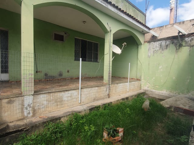 Casa 1 quarto e 1 banheiro, para alugar, no bairro Cosmos em Rio de Janeiro