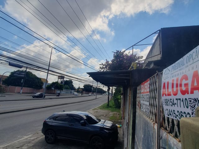 Casa 1 quarto e 1 banheiro, para alugar, no bairro Cosmos em Rio de Janeiro