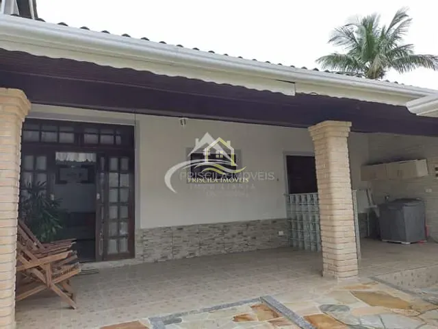 Casa com 504m² 2 quartos e 3 banheiros, à venda, no bairro Morada da Praia em Bertioga