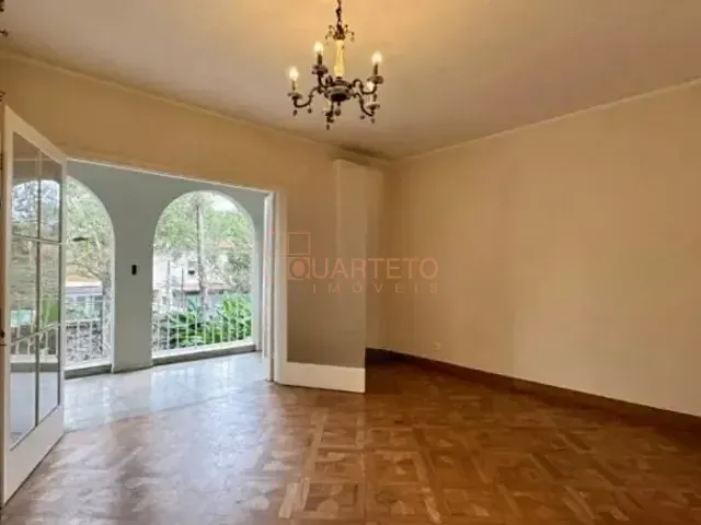 Casa 4 quartos e 6 banheiros, à venda ou para alugar, no bairro Jardim Paulista em São Paulo