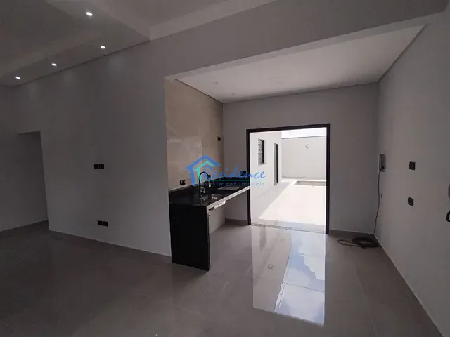 Casa com 150m² 3 quartos e 2 banheiros, à venda, no bairro Jardim dos Sabiás em Indaiatuba