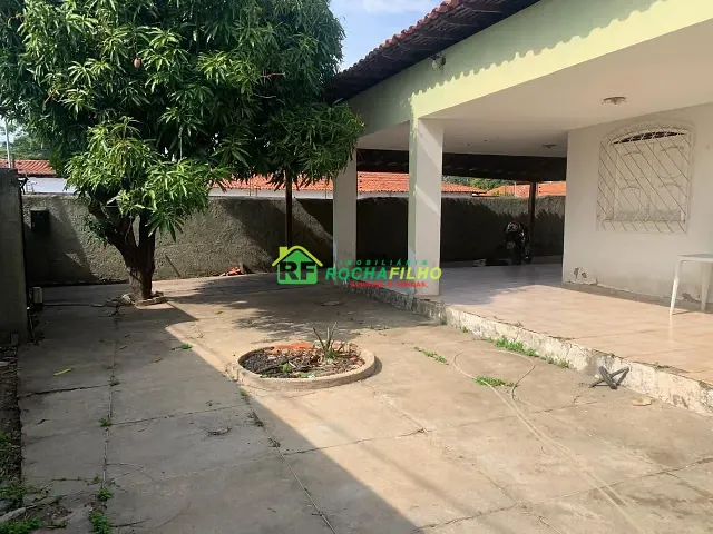 Casa com 450m² 4 quartos e 4 banheiros, à venda, no bairro Fátima em Teresina
