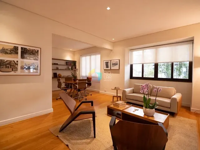 Casa com 260m² 3 quartos e 2 banheiros, à venda, no bairro Urca em Rio de Janeiro