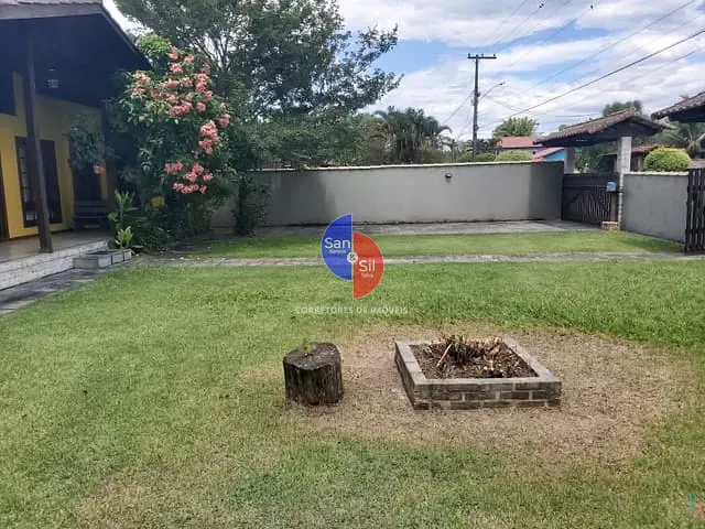 Casa com 900m² 4 quartos e 5 banheiros, à venda, no bairro Cotia em Guapimirim