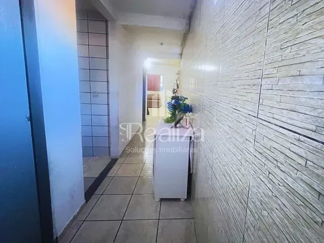 Casa 2 quartos e 1 banheiro, à venda, no bairro Hernani Sá em Ilhéus