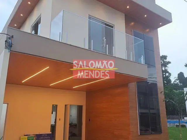 Casa 3 quartos e 2 banheiros, à venda, no bairro Mangueirão em Belém