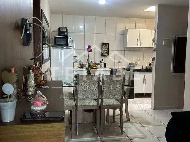 Casa 2 quartos e 1 banheiro, à venda, no bairro Costeira em Araucária