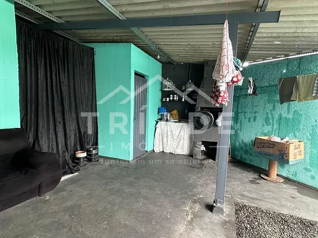 Casa 2 quartos e 1 banheiro, à venda, no bairro Costeira em Araucária