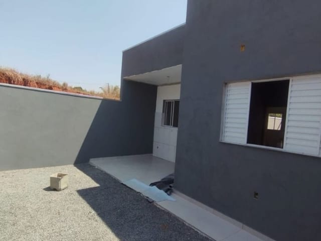 Casa 2 quartos e 1 banheiro, à venda, no bairro Bairro Rio do Peixe em Cambuí