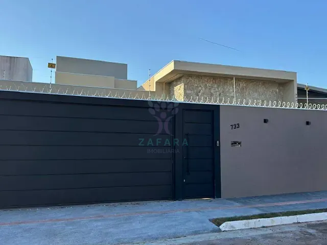 Casa com 480m² 3 quartos e 4 banheiros, à venda, no bairro Carandá Bosque em Campo Grande