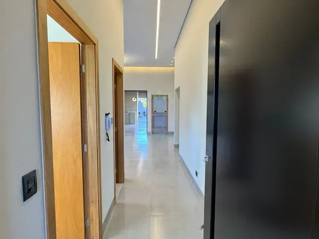 Casa com 480m² 3 quartos e 4 banheiros, à venda, no bairro Carandá Bosque em Campo Grande