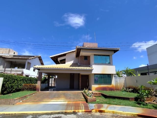Casa com 430m² 4 quartos e 5 banheiros, à venda, no bairro Aruana em Aracaju