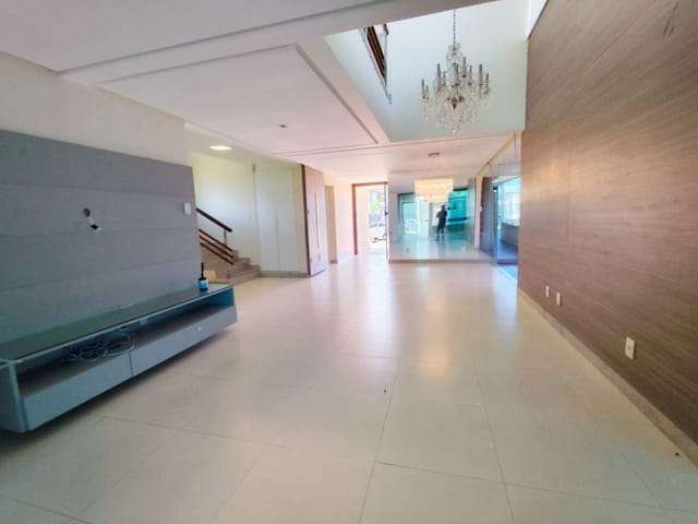 Casa com 430m² 4 quartos e 5 banheiros, à venda, no bairro Aruana em Aracaju