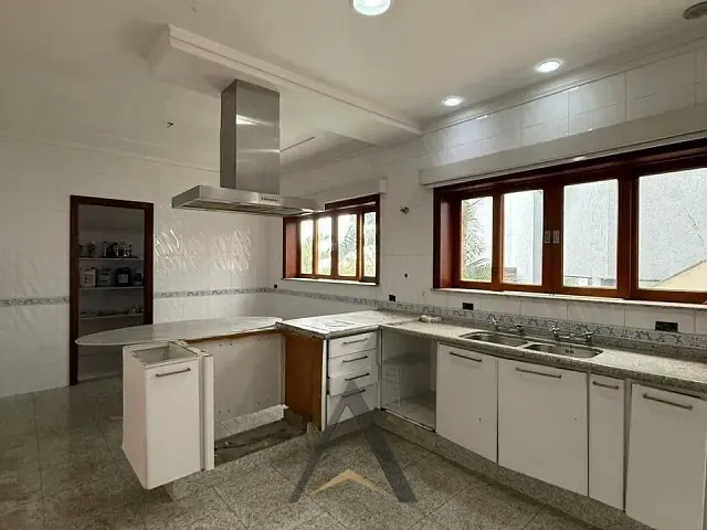 Casa 5 quartos e 5 banheiros, à venda, no bairro Jardim Fazenda Rincão em Arujá