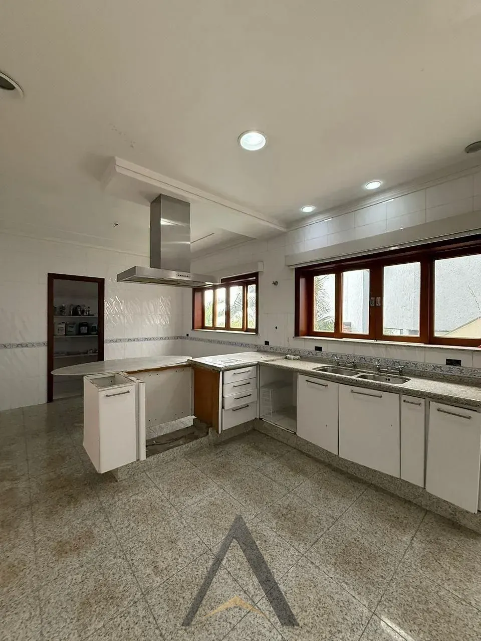 Casa, 5 quartos, 520 m² - Foto 4