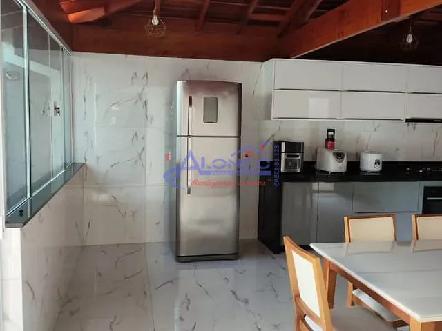 Casa com 250m² 3 quartos e 3 banheiros, à venda, no bairro Loteamento Villa Branca em Jacareí
